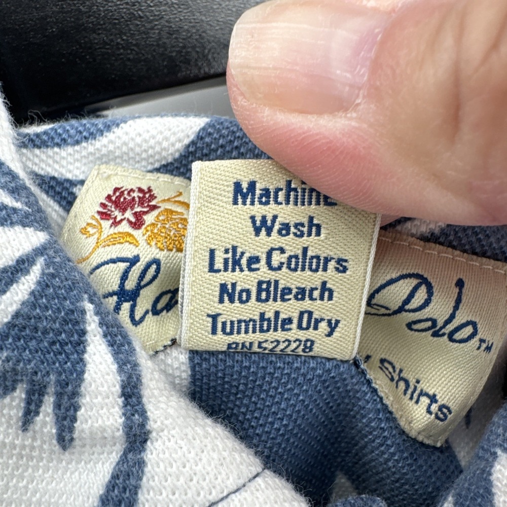 Crazy Shirts Size M VTG 100% Cotton Blue & White Floral Hawaiian Polo Shirt - Picture 5 of 13